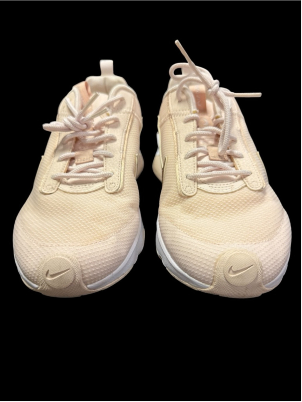 Women's Nike Athletic Shoes 9.5 Beige White